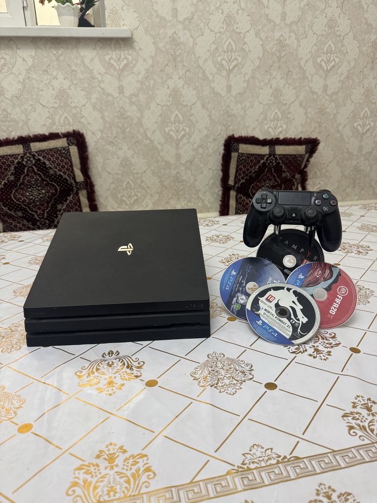 Ps4 pro oyini bilan vizlom qilsa boladi