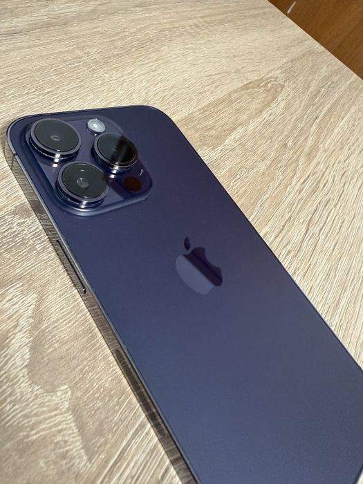 Iphone 14 pro deep purple Esim