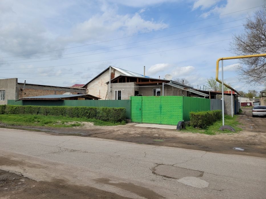 Продам дом 16,000,000 .в центре города Шу, район базара ул Сейтимбето