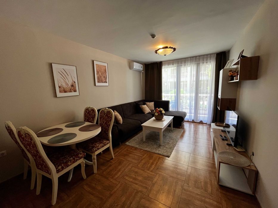 Продава се Двустаен апартамент в Свети Влас - 70 кв.м за 1899 €/кв.м - Снимка #2