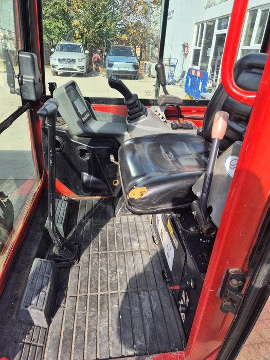 Miniexcavatot Yanmar sv16 din 2017