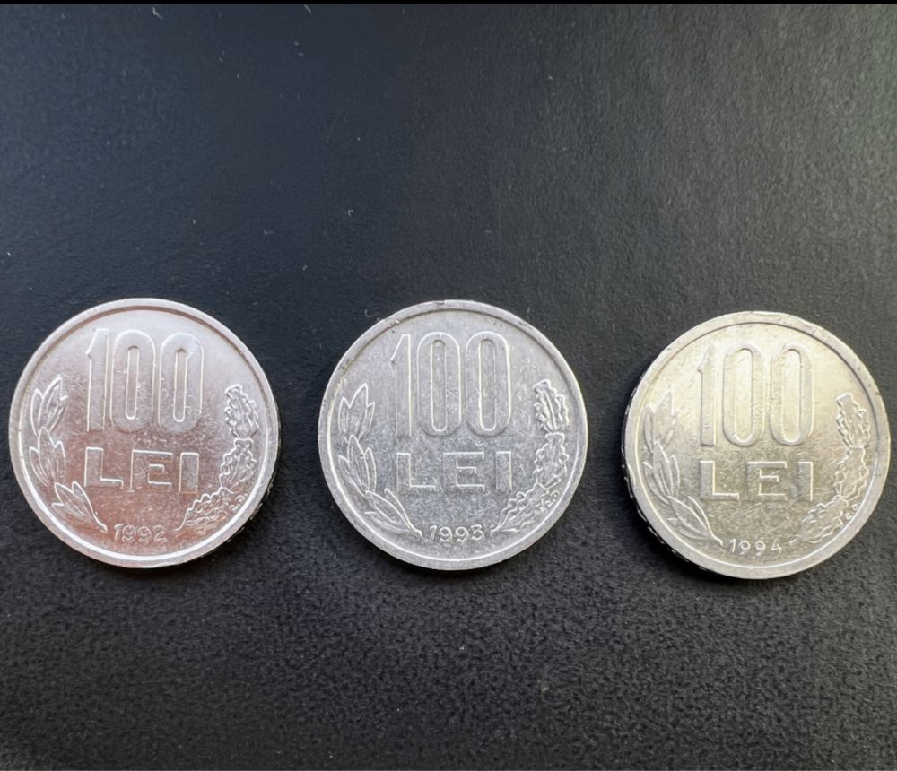 Vând 4 monede de colecție 100 lei / 1992/1993/1994 + 500 lei/1999