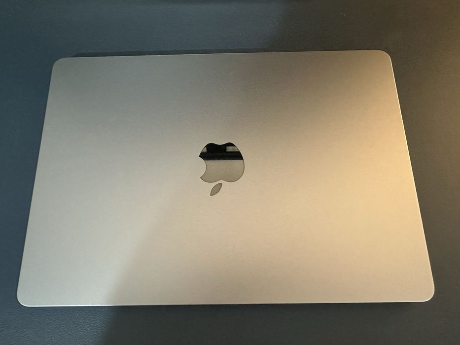 Macbook M2 24Gb 512Gb