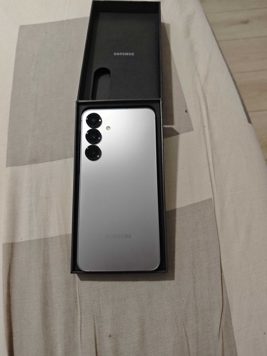 samsung galaxy s25+ 256gb silver shadow неизползван