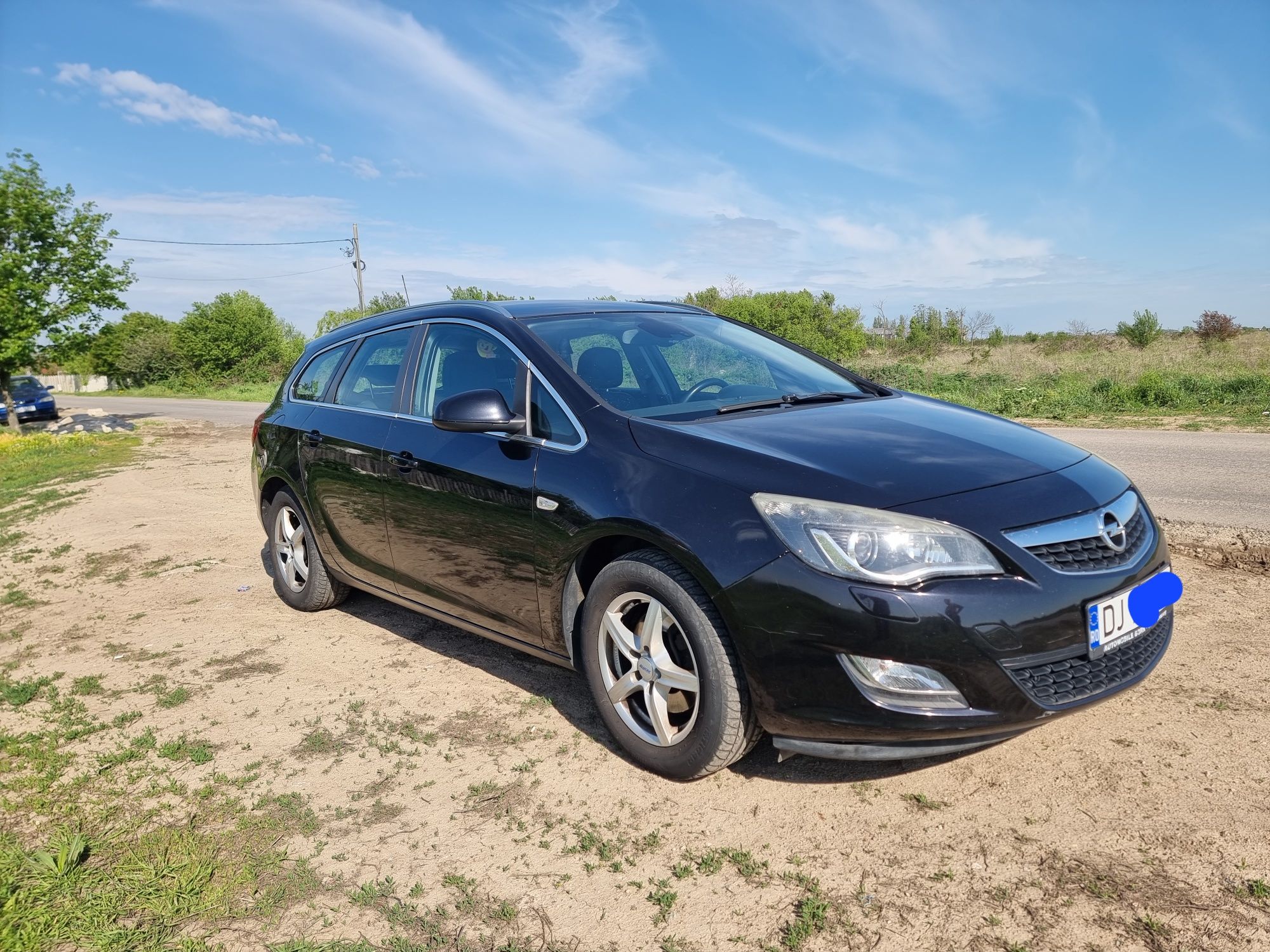 Opel astra j 1.7 cdti 2011