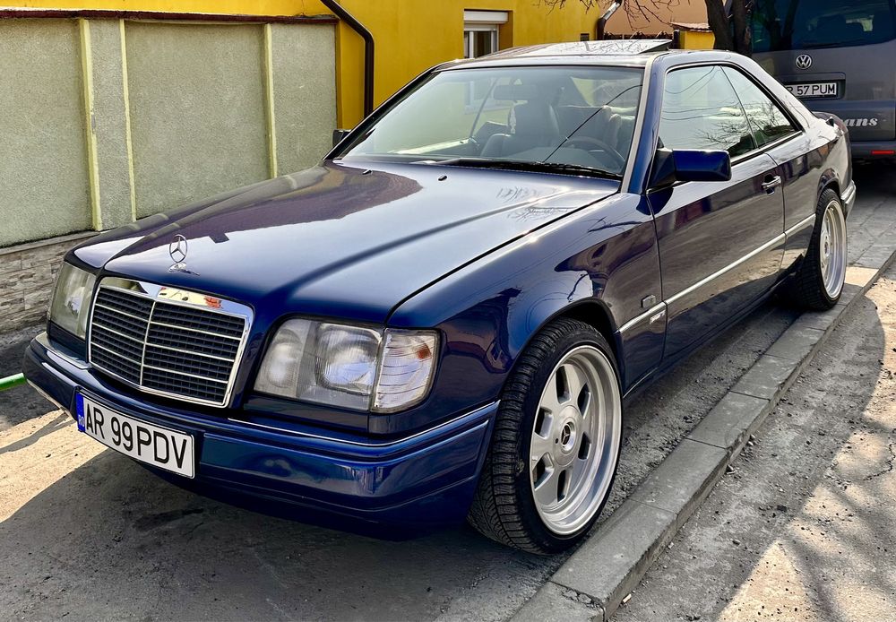 Mercedes-Benz W124 Coupe CE124