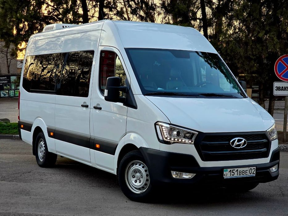 Микроавтобус минивэн в аренду пассажирские перевозки