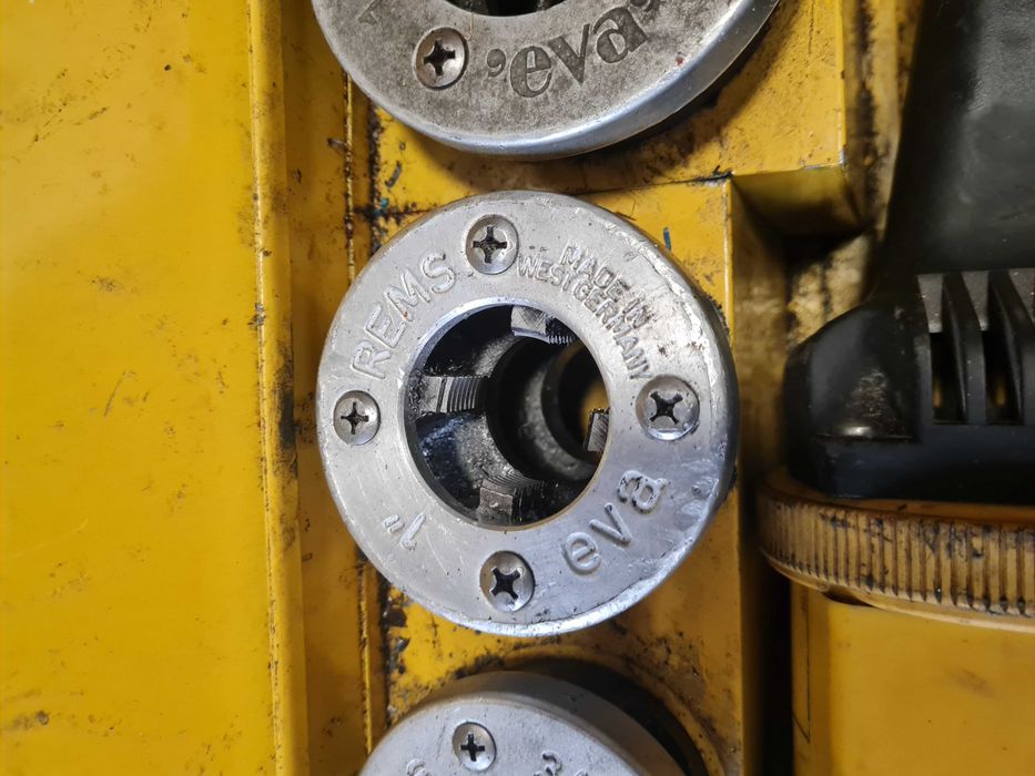 Rems Amigo 2 Машина за рязане на резби, матрица за рязане на резби