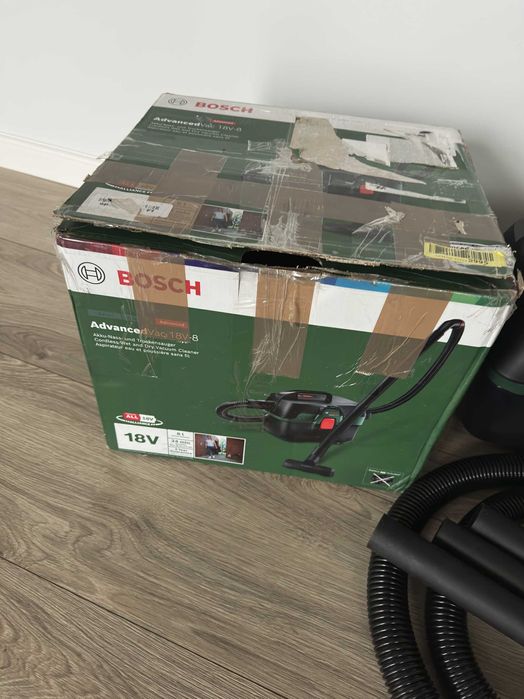 Bosch AdvancedVac 18V-8 aspirator fara fir 18 V