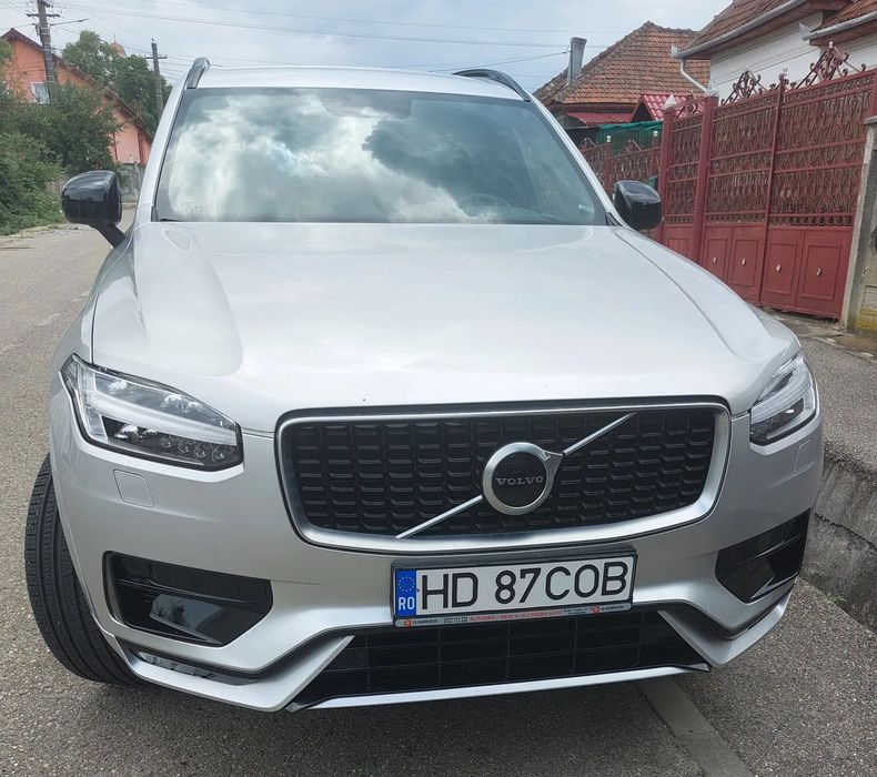 Volvo XC 90 VOLVO XC90 B5 Mild Hybrid 7 locuri