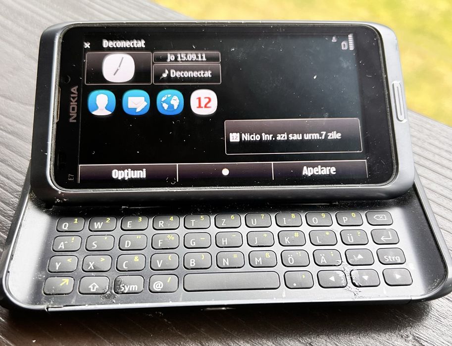 Nokia E7 funcțional