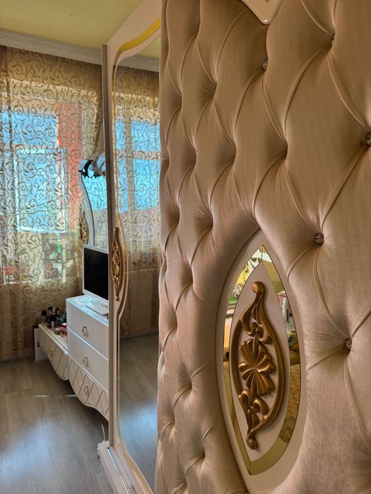 Продавам четиристаен апартамент!