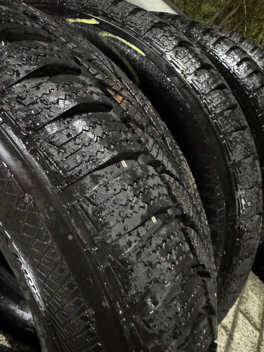 Cauciucuri iarna 185/65 r14