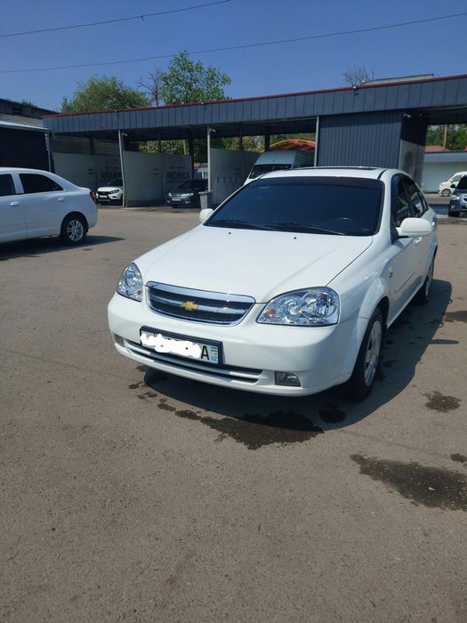 Lasetti 1.6 aftamat 2013