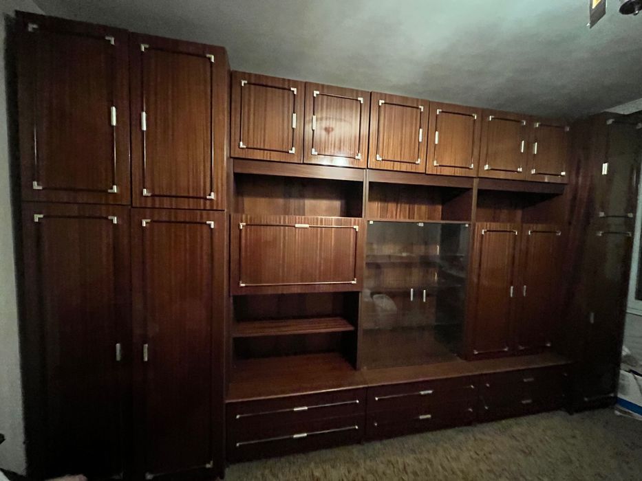 Ретро дървена секция в отлично състояния - гр. София