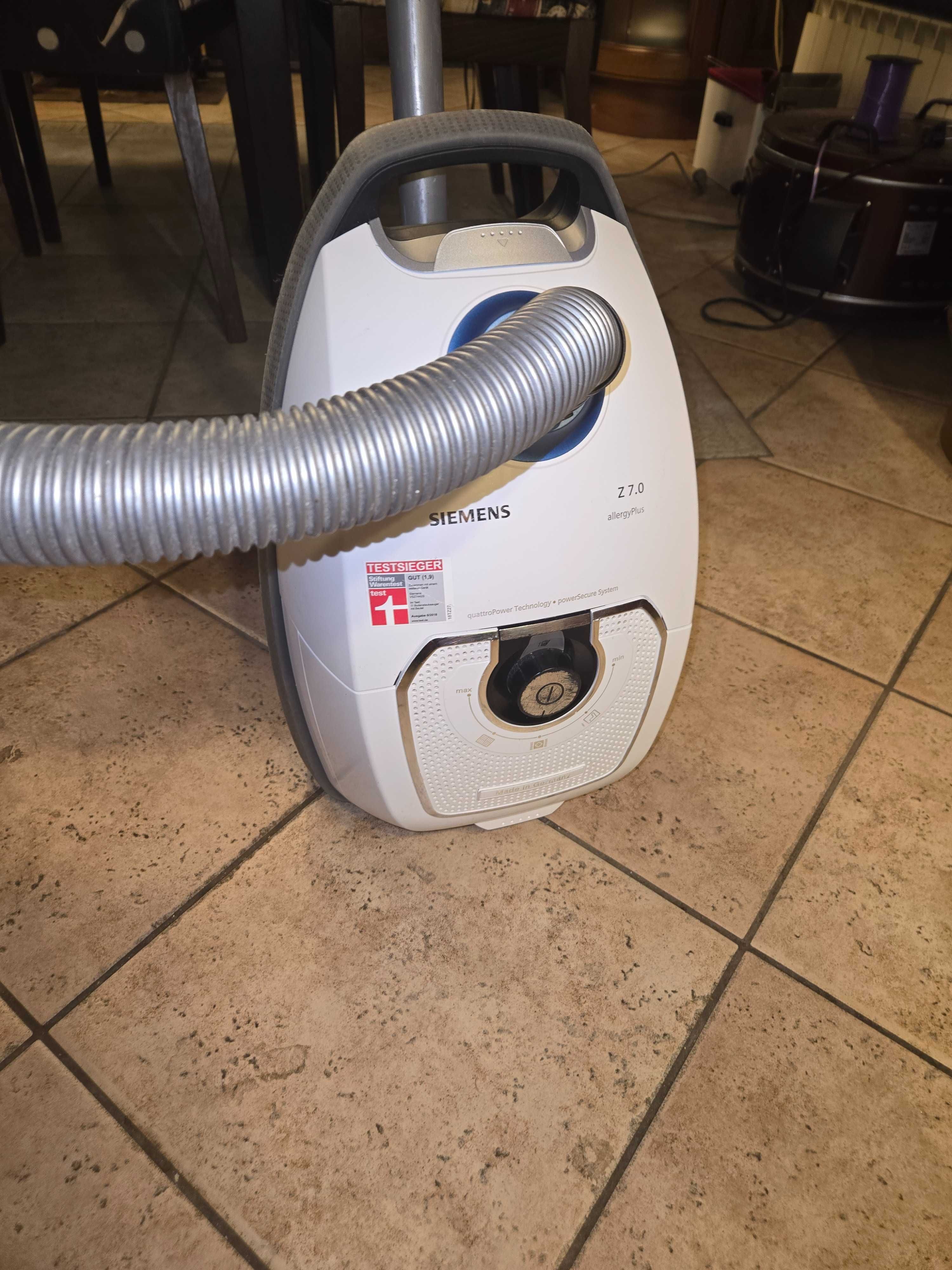 Прахосмукачка SIEMENS Z 7.0 allergy plus, QuattroPover Technology
