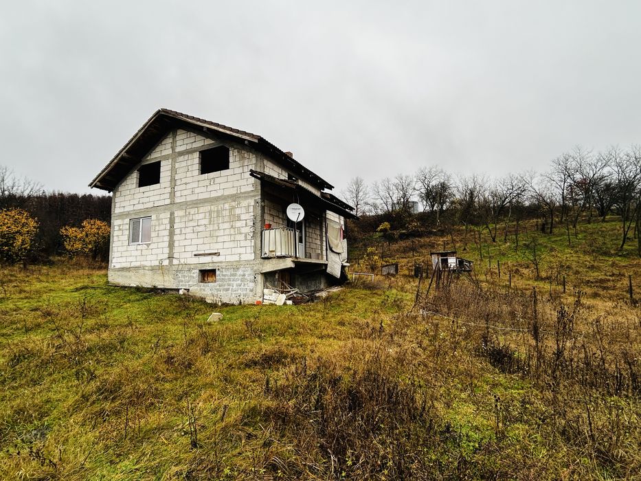 Casă Roșiile/Valcea inchiriere/vanzare