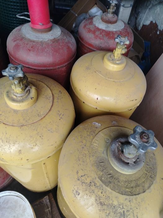 Butelii rusesti de vanzare