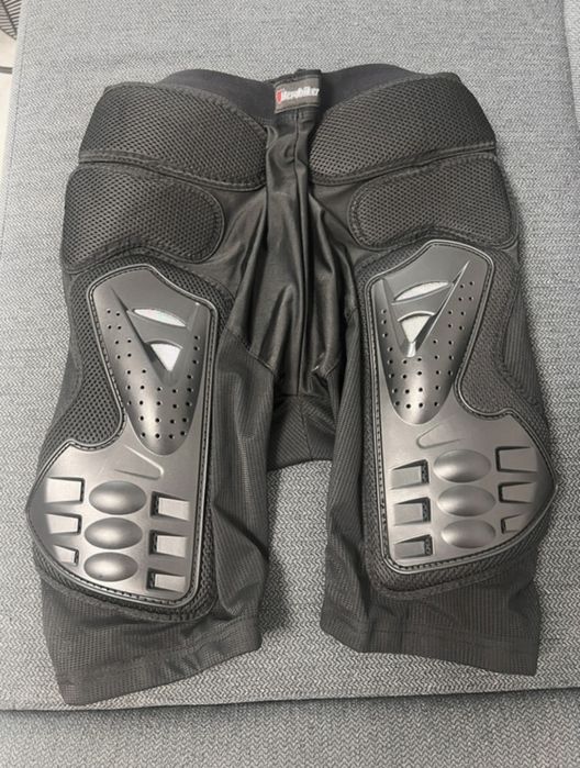 Pantaloni cu protectii moto/bicicleta