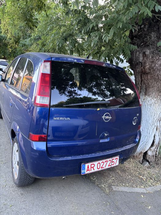 Vand Opel Meriva BENZINA