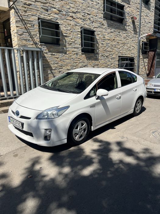 Toyota prius Hiybrid + gpl