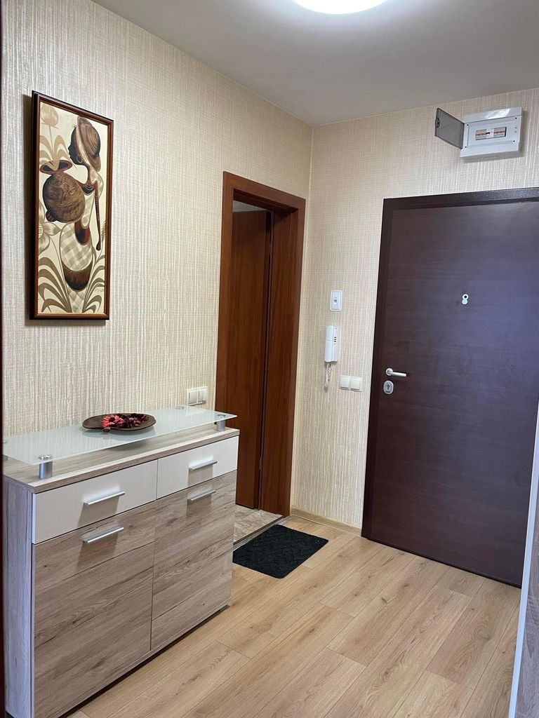 Дава се под наем Двустаен апартамент в София, Борово - 62 кв.м за 600 € - Снимка #3
