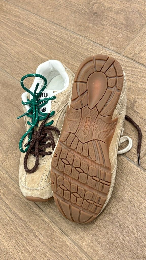 Tenisi Miu Miu x New Balance 530 EDIȚIE LIMITATĂ!