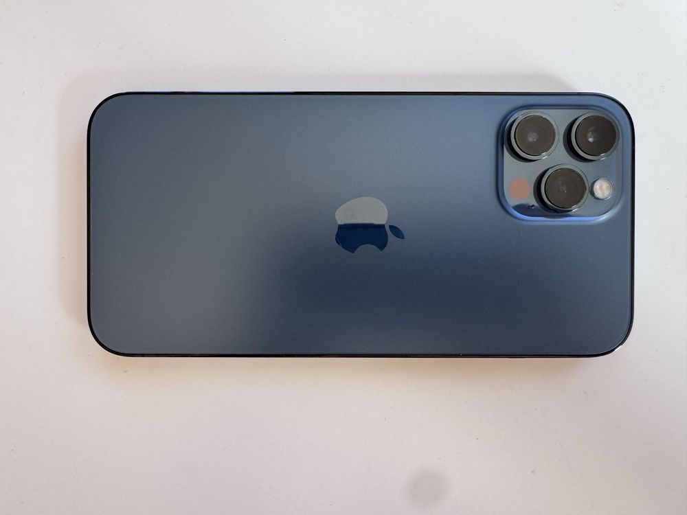 iPhone 12 Pro и iPhone 12 pro max 128 GB pacific blue перфектен