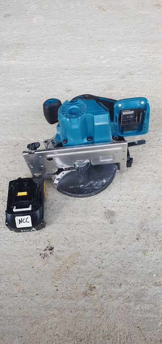 Circular metale Makita DCS553
