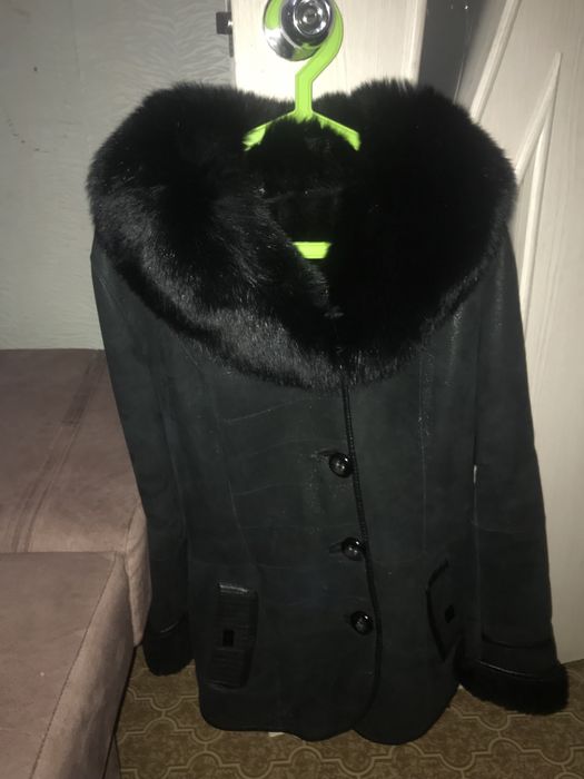 Продам дублёнку. 42 размер