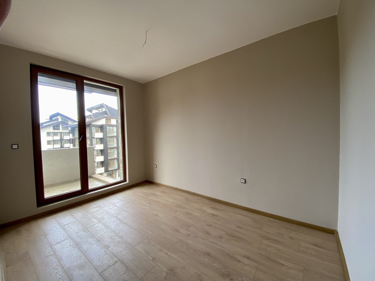 Продава се Двустаен апартамент в Разлог - 55 кв.м за 697 €/кв.м - Снимка #5
