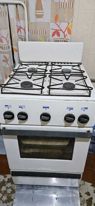Плита газовая 4 конфорки и духовка