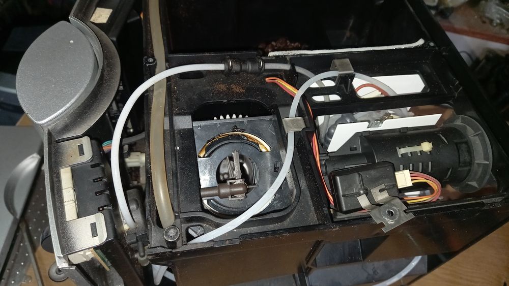 Reparații expresoare, mașini de cafea