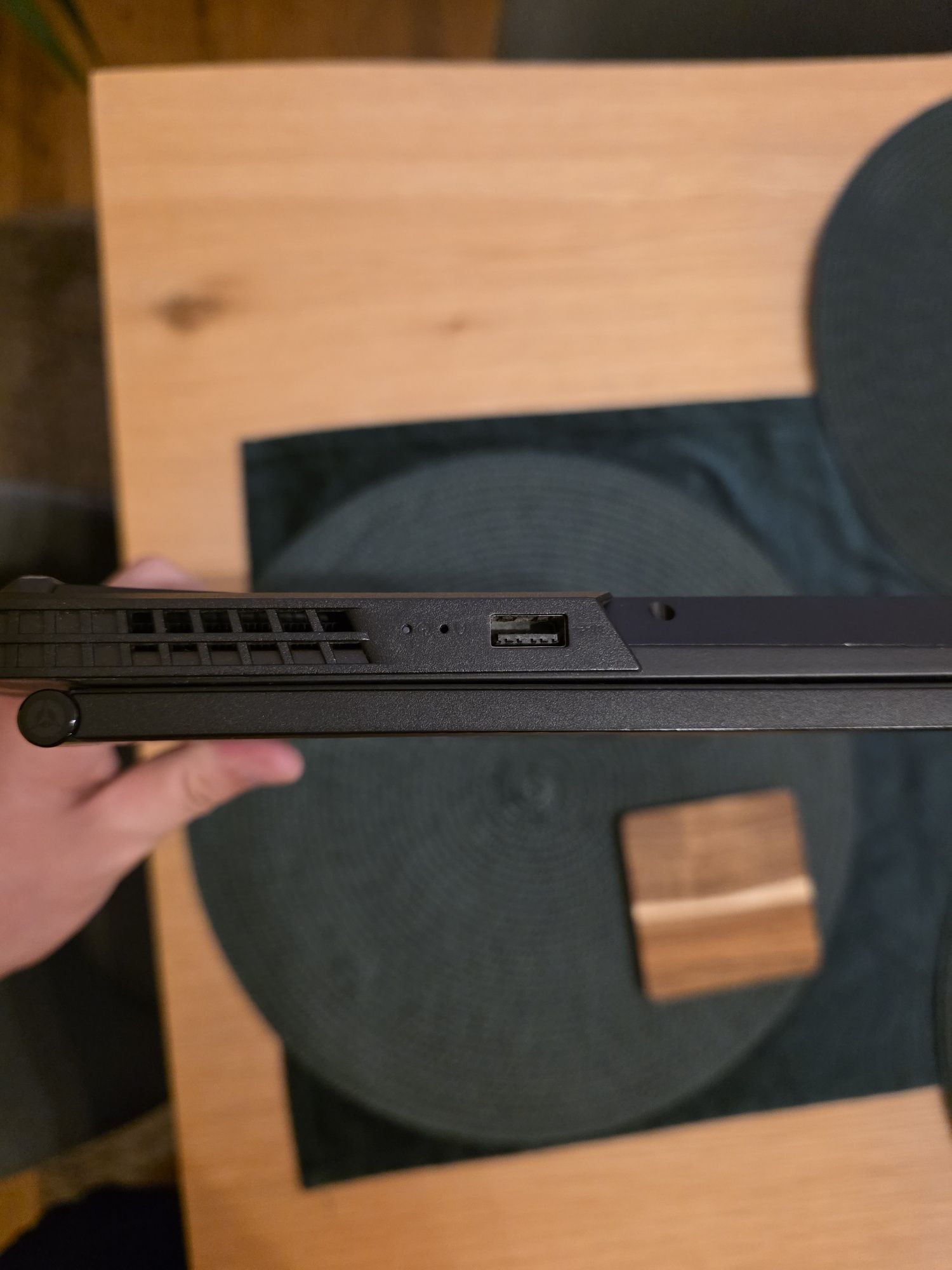 Лаптоп Lenovo Legion Y530-15ICH, 15.6"