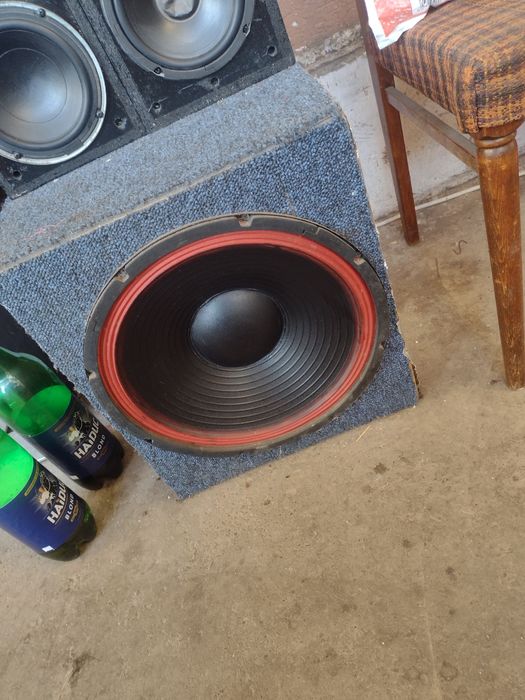 De vânzare boxe ton de bas stație și încă o stație