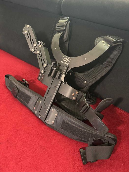 Sistem de sustinere gimbal cu vesta DigitalFoto , sarcina 2-8 kg