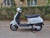 Scuter Vespa LX 50 4t - 50cc