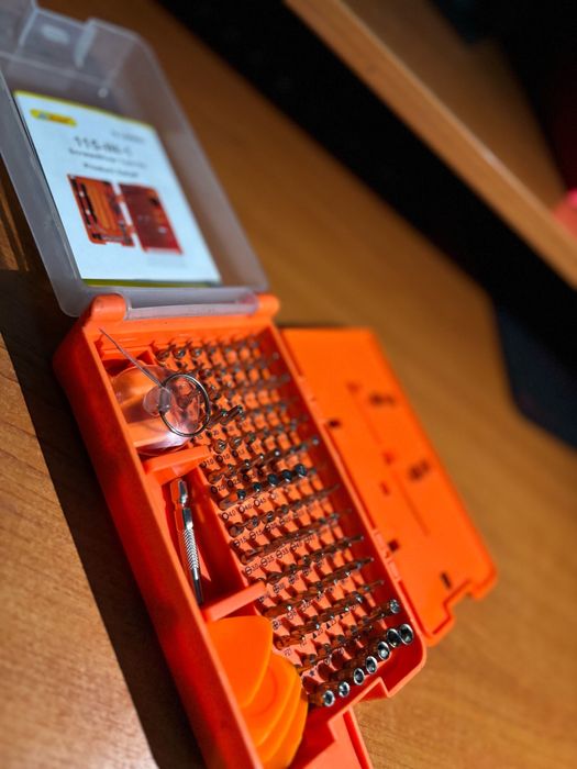 Trusa complecta pentru reparatii telefone/diverse