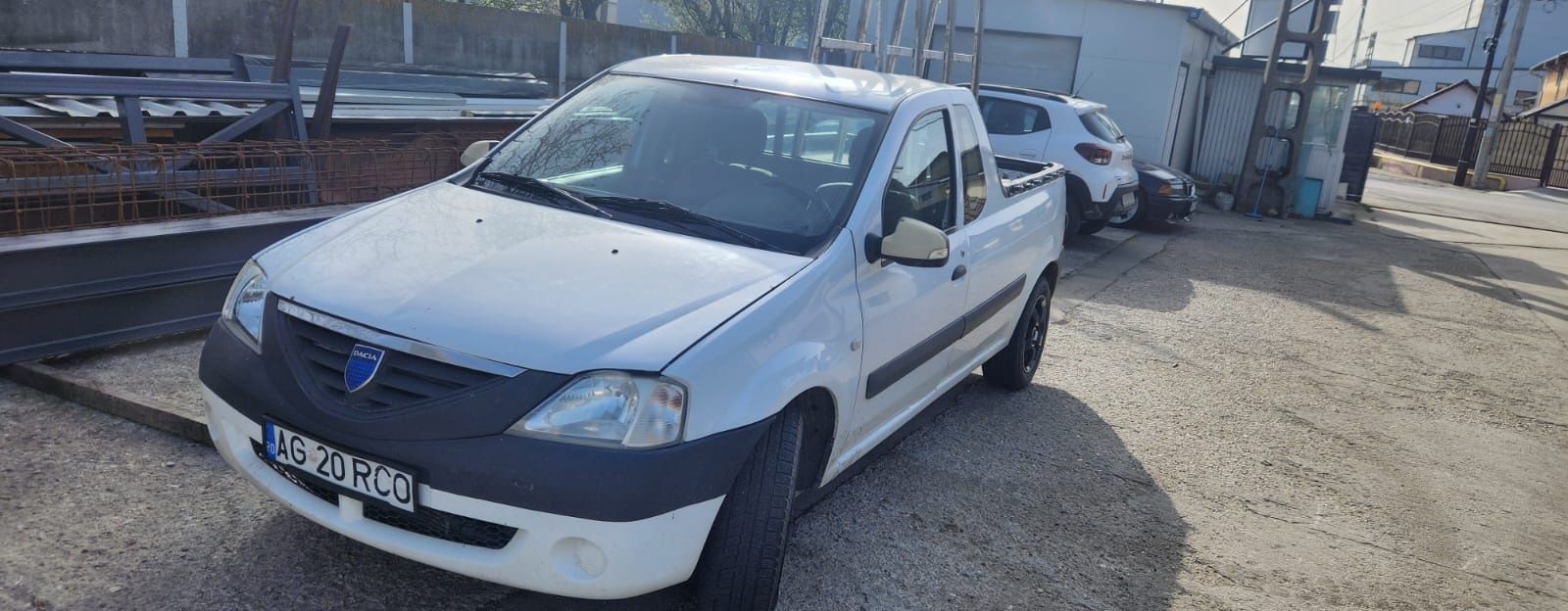 Vând DACIA Logan Pick-UP diesel