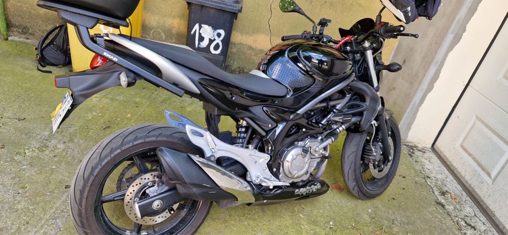 Suzuki SFV650 Gladius