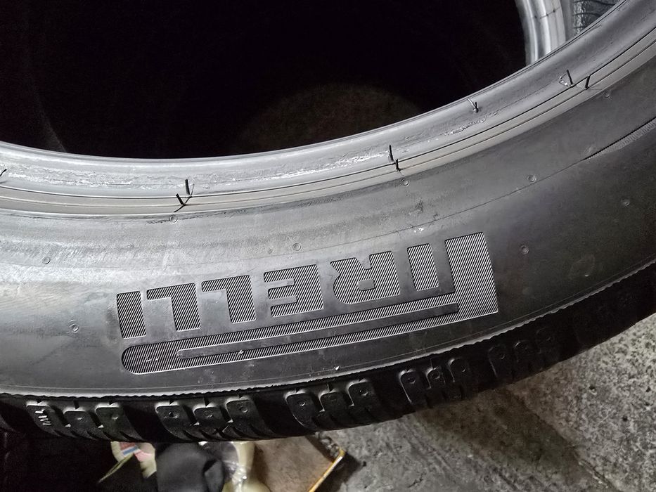 Pirelli 255/45 R20 105V MS iarnă