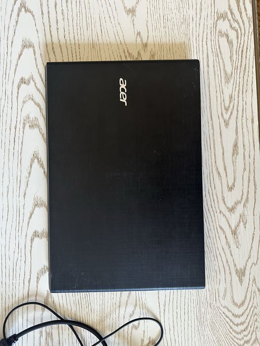 Noutbuk sotiladi holati yaxshi