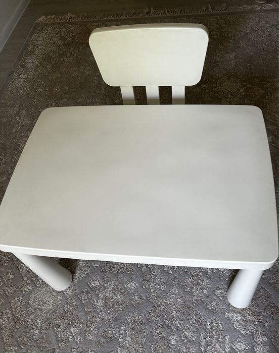 Стол и стул ИКЕА «Маммут»