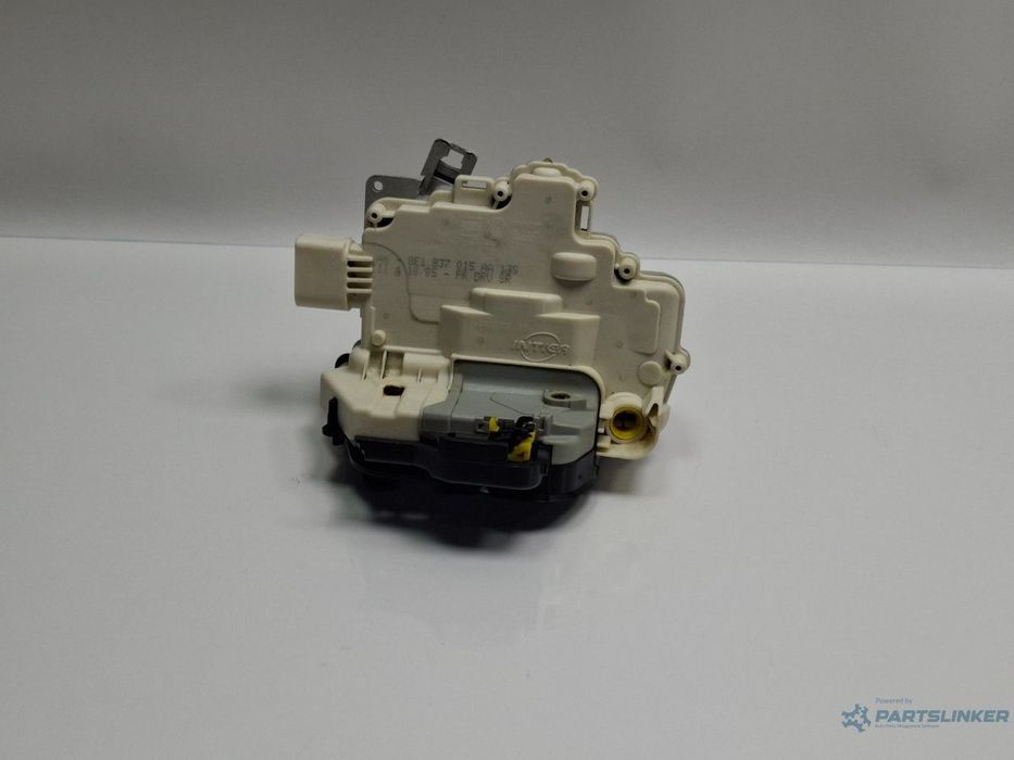 Broasca usa stanga fata AUDI A4 III Avant 8ED, B7 2004 - 2008 TDI BKE, BRB 8E1837015AA