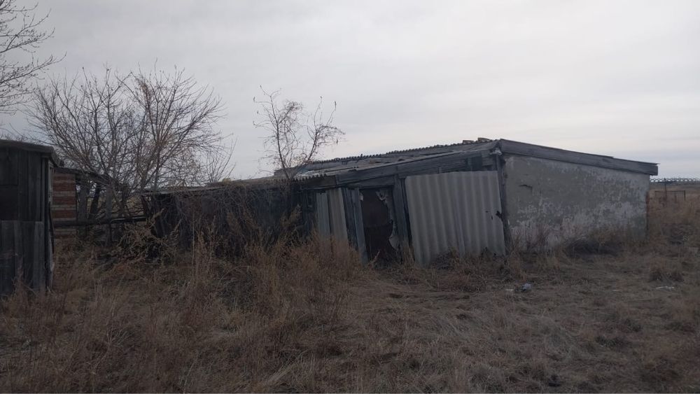 Дом на двух хозяев в Селе Аятской