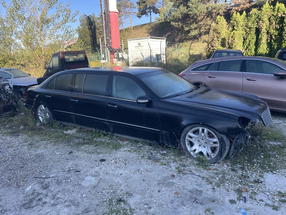 Limuzina mercedes benz ( BINZ )