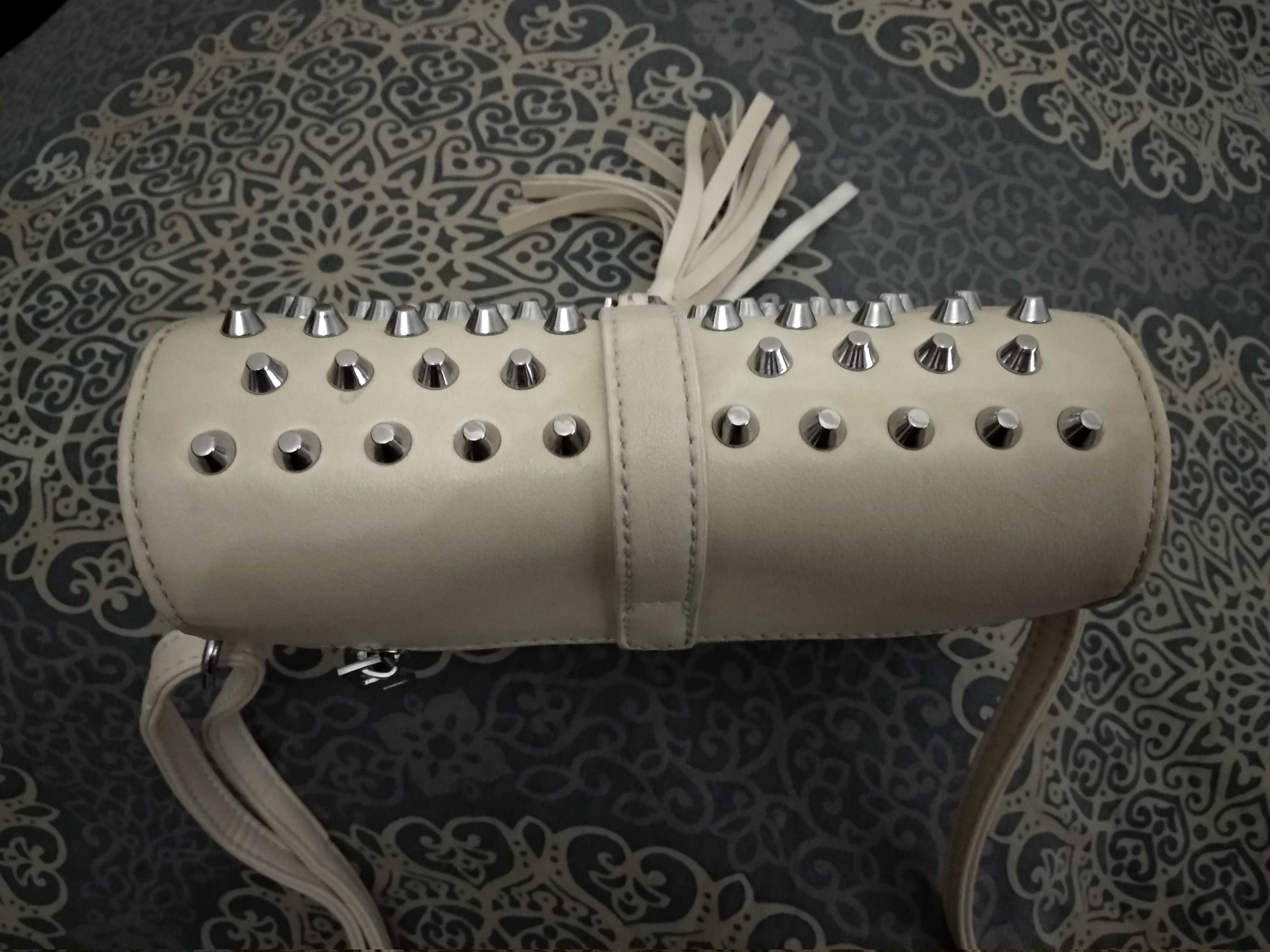 Женская сумка Saint Laurent.