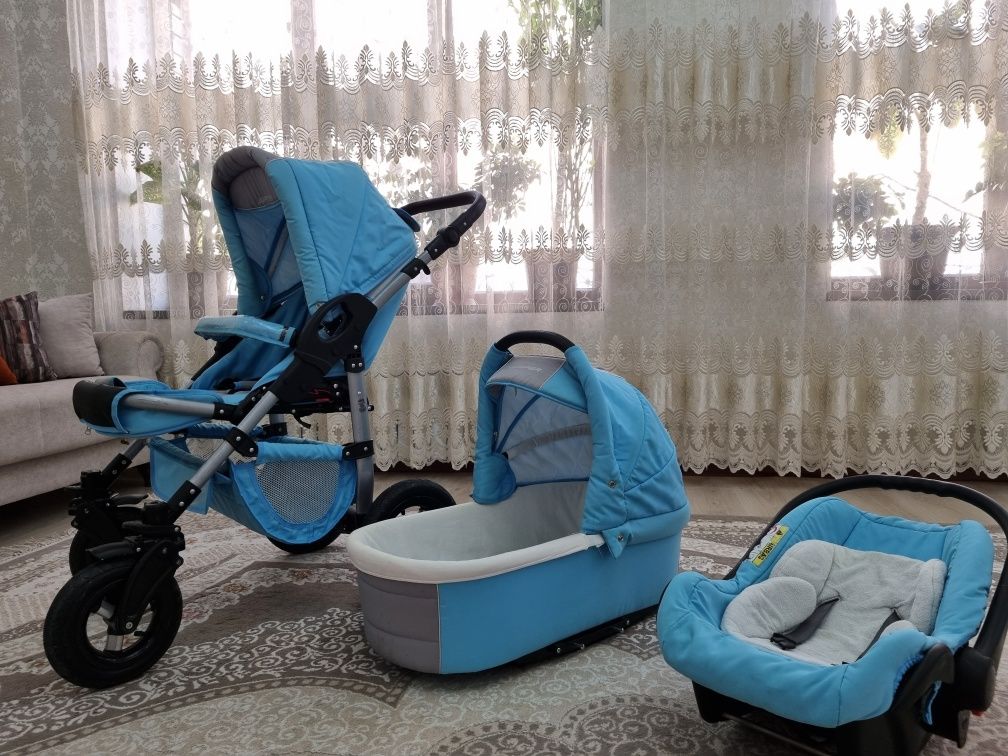 Срочно продается коляска!
