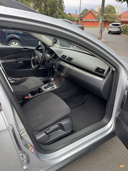 Vand Volkswagen Passat B6 sau schimb
