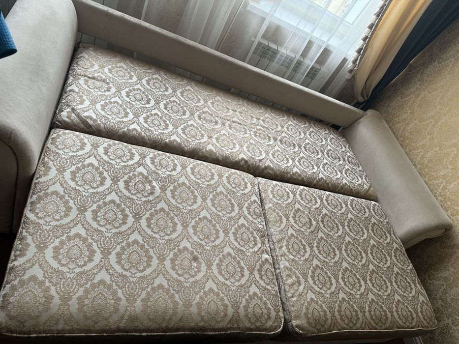 Продам диван тахту